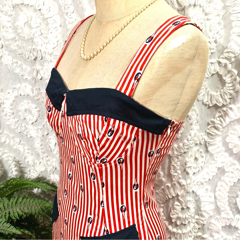 “Marilyn Monroe” pin-up red and white striped bathing beauty print dress- XS - Picture 6 of 12